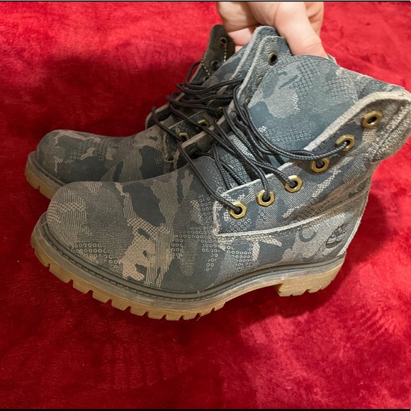 Timberland Boots 🤍 Rarely Worn from FOOTLOCKER - Picture 7 of 10